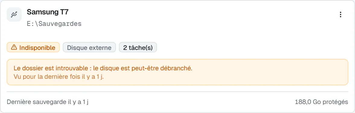 La carte d'un disque débranché : mention Indisponible et message « le disque est peut-être débranché ».