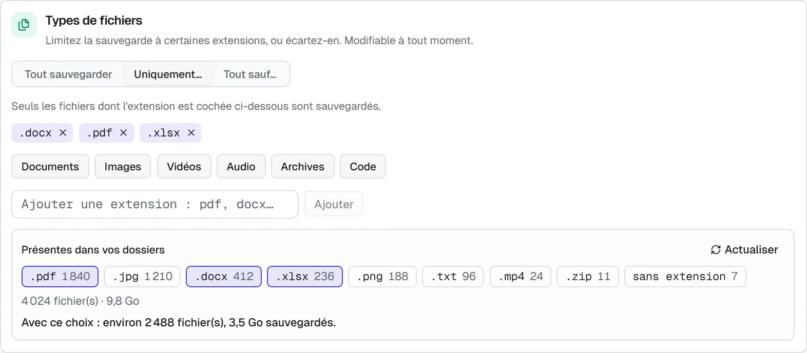 La carte « Types de fichiers » : mode « Uniquement », trois extensions cochées et l'estimation du volume sauvegardé.